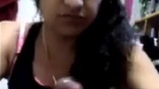 చ్చింద్వారా లో ఆంధ్ర వాడి తో హిందీ ఆంటీ సెక్స్