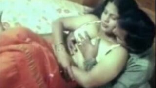 బ్లూ ఫిల్మ్ ఆంటీ రిచ్ అంకల్ దెంగుడు