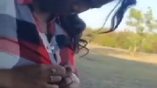 హైవేస్ లో పెట్టి తమిళ్ అమ్మాయి భట్తాలు విప్పి సెక్స్