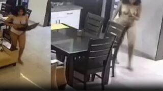 బీఫ్ తో ఆన్లైన్ లో న్యూడ్ హ హైదరాబాద్ వైఫ్ వీడియో