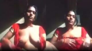 ఆంధ్ర హార్నీ ఆంటీ న్యూడ్ సెల్ఫీలే బిఫోర్ బాతింగ్