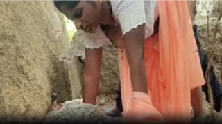 తెలుగు విల్లగె ఆంటీ సెక్స్ విత్ టూరిస్ట్ ఇన్ హిల్స్