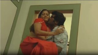 తెలుగు సెక్స్ మూవీ లో మారుడి స్నానం చేసిన వదిన శృంగారం
